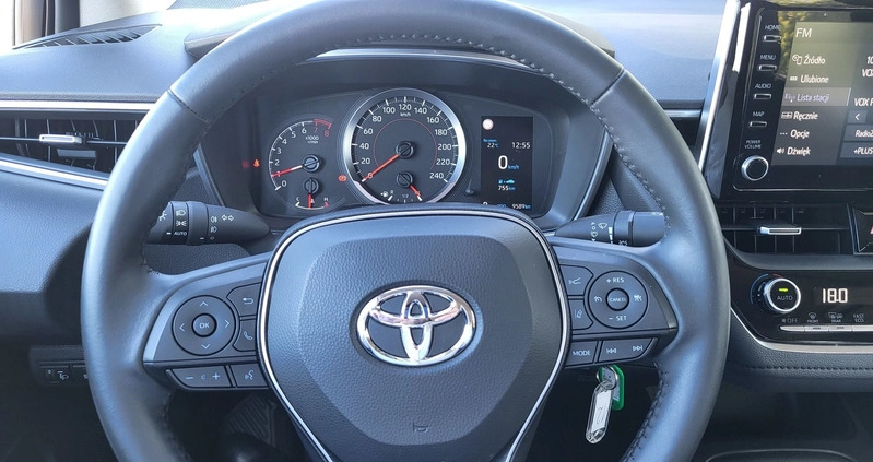 Toyota Corolla cena 98800 przebieg: 9589, rok produkcji 2022 z Jarocin małe 211